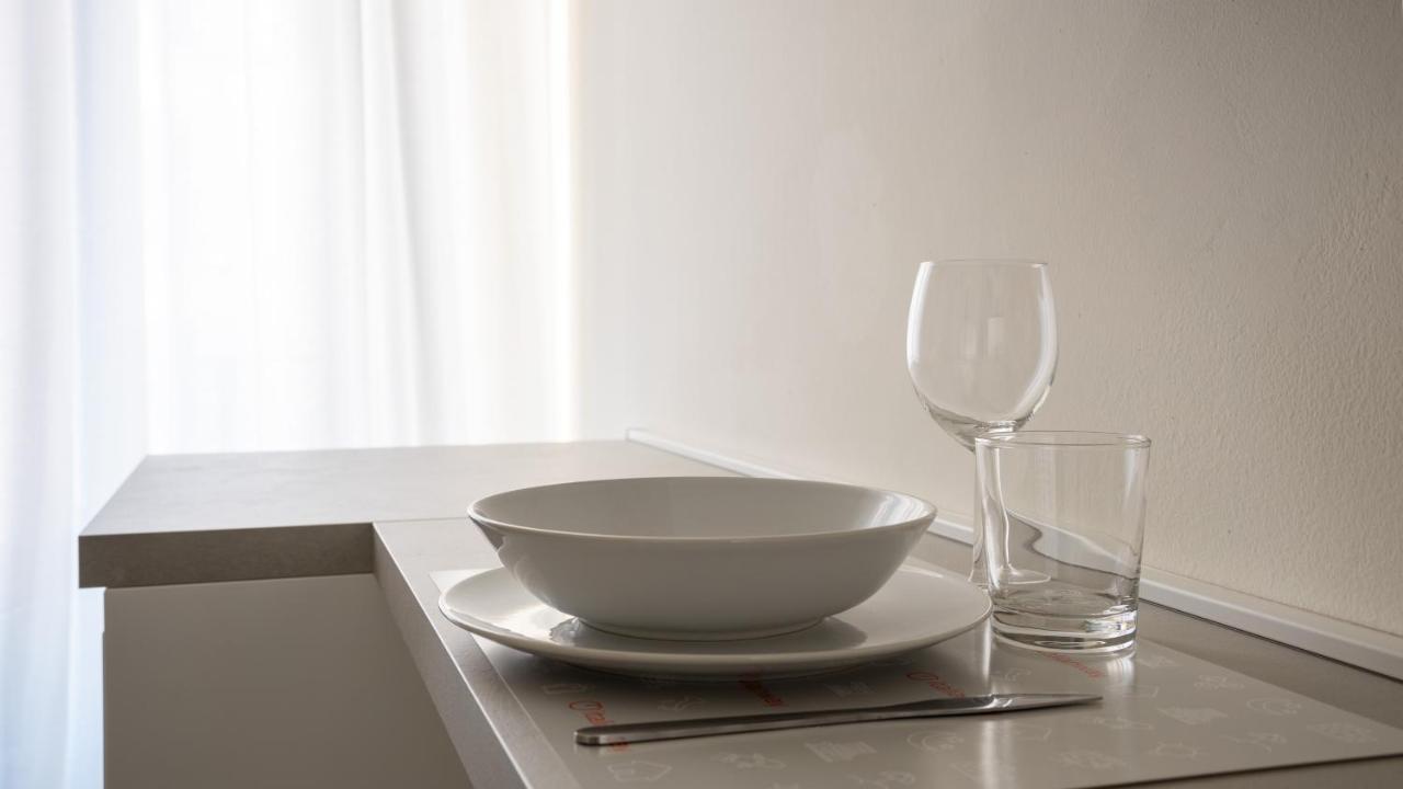 Italianway - The B Village Business มิลาน ภายนอก รูปภาพ