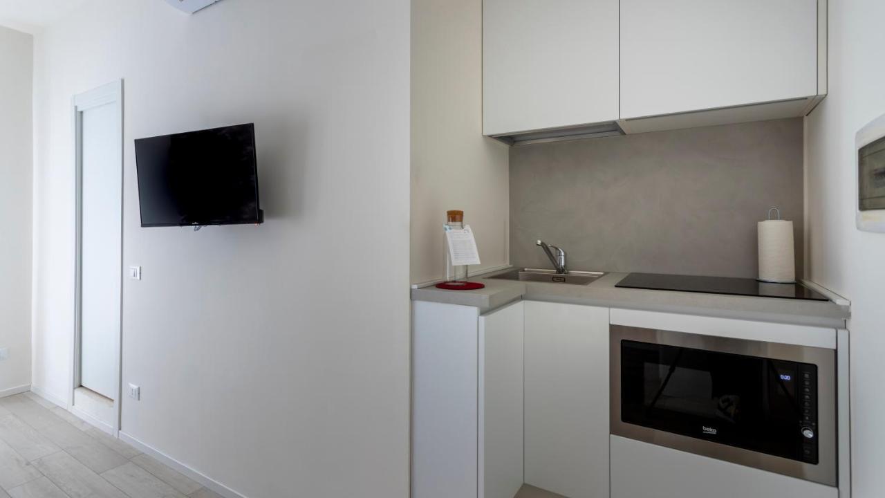 Italianway - The B Village Business มิลาน ภายนอก รูปภาพ
