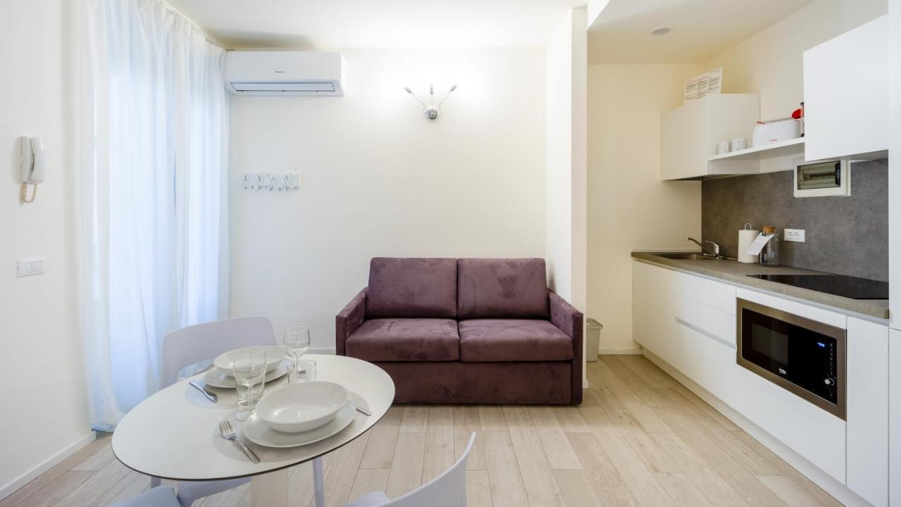 Italianway - The B Village Business มิลาน ภายนอก รูปภาพ